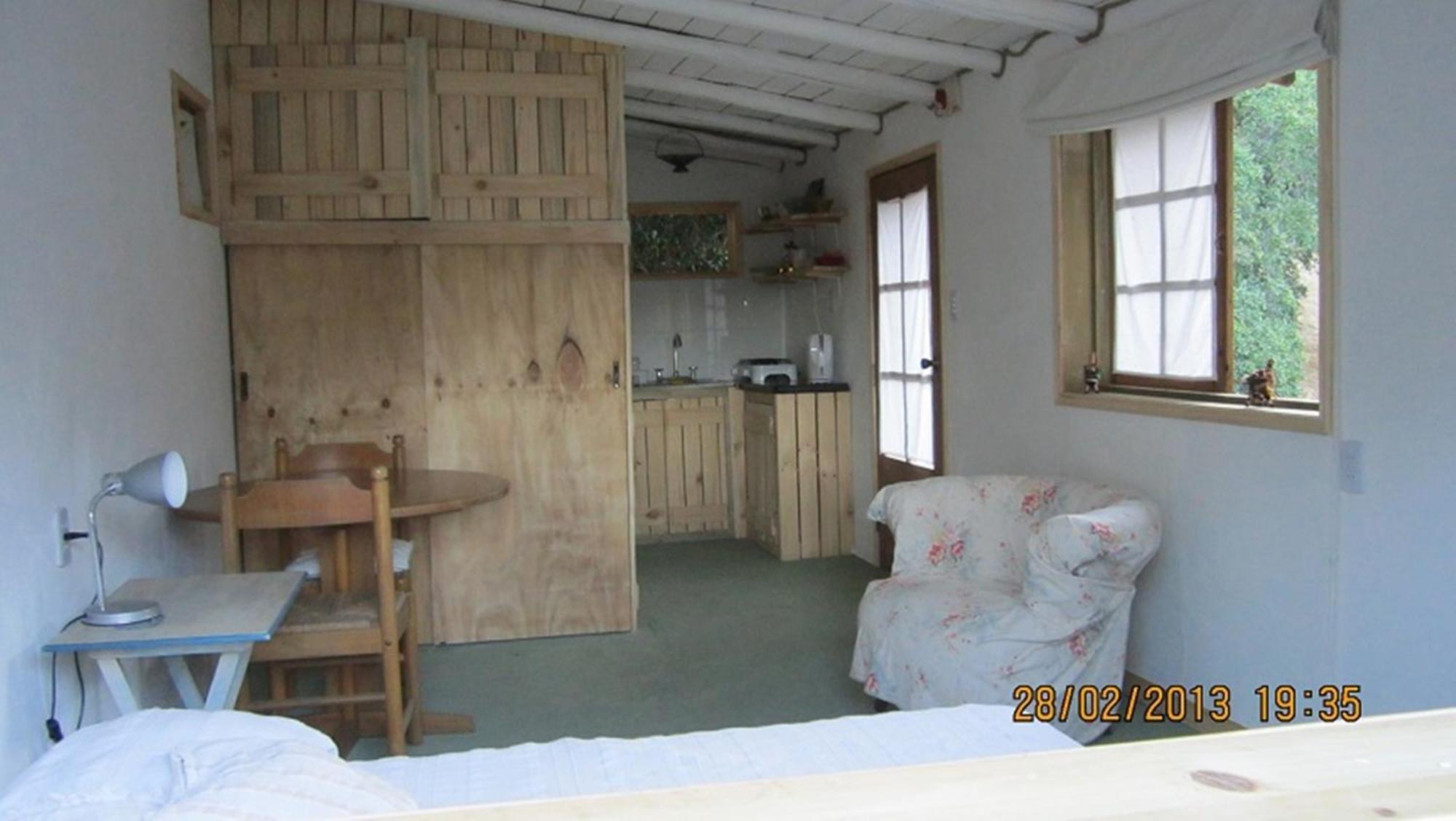 Cabana De Adobe En Lago Rapel Ruang foto
