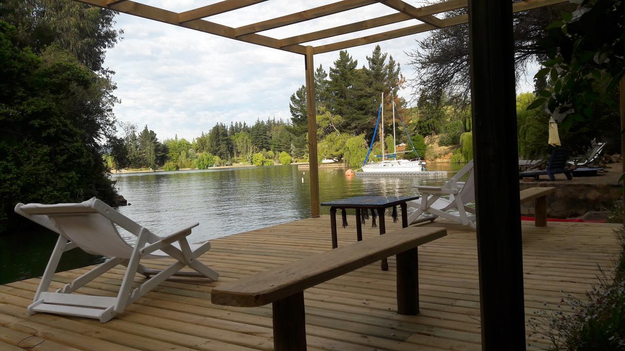 Cabana De Adobe En Lago Rapel Bagian luar foto